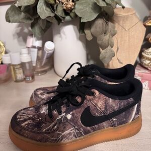 Real tree camo Air Force’s Nike